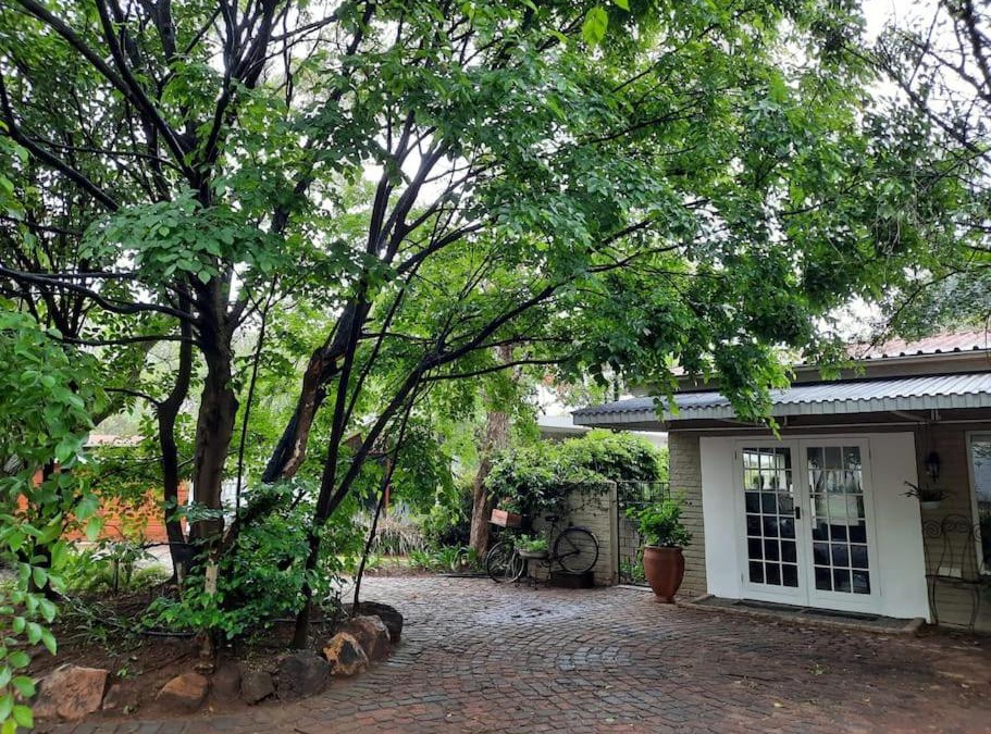 Benoni Apartment | Nel's Cottage, a private and peaceful cottage