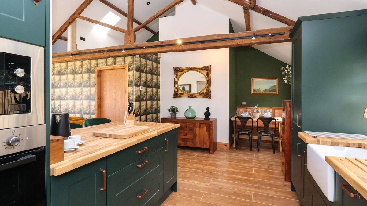 West Heslerton House | NELL'S COTTAGE, pet friendly, character holiday cottage in Rillington