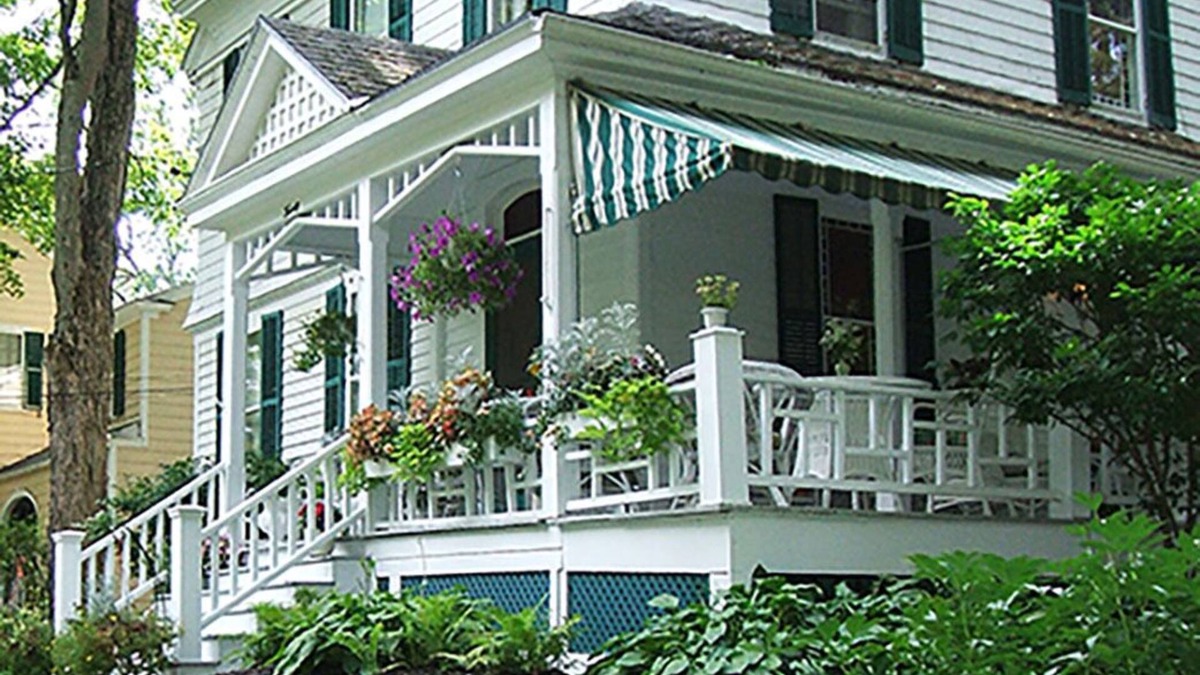 Cooperstown House | Nelson Pines Rose Rm - 1 of 3 private rooms in Cooperstown Classic Victorian
