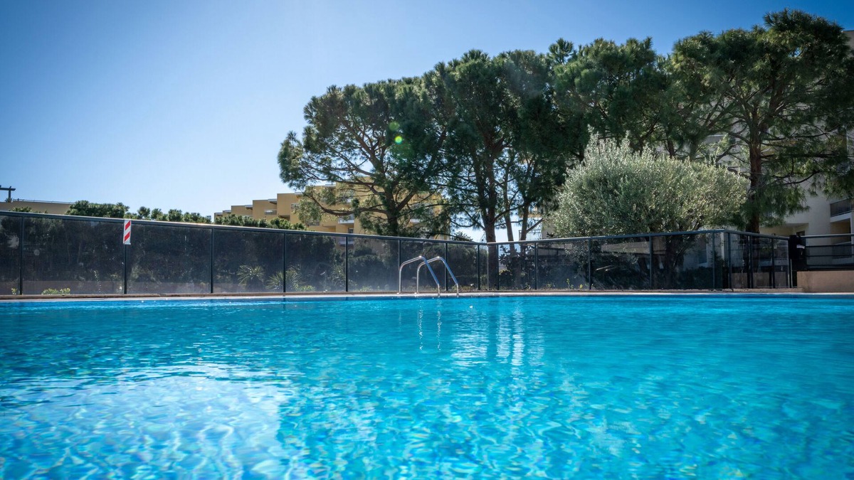 Cros-de-Cagnes House | Nemea Appart Hotel Le Lido Cagnes sur Mer