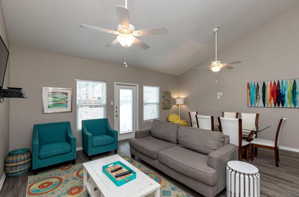 Corpus Christi Villa | Nemo Cay Resort D146K Poolside