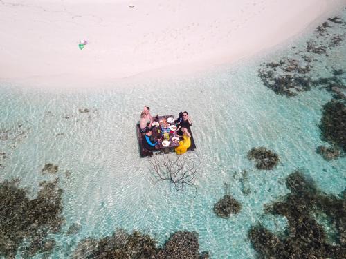Omadhoo House | Nemo Inn