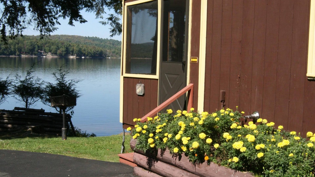Long Lake Cottage | Nest 1-bedroom Cottage