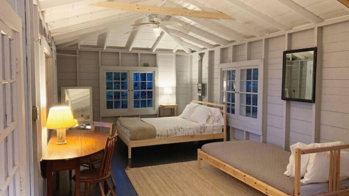 Phippsburg Cottage | Nest del Mar-Gorgeous Classic Camp on the Ocean