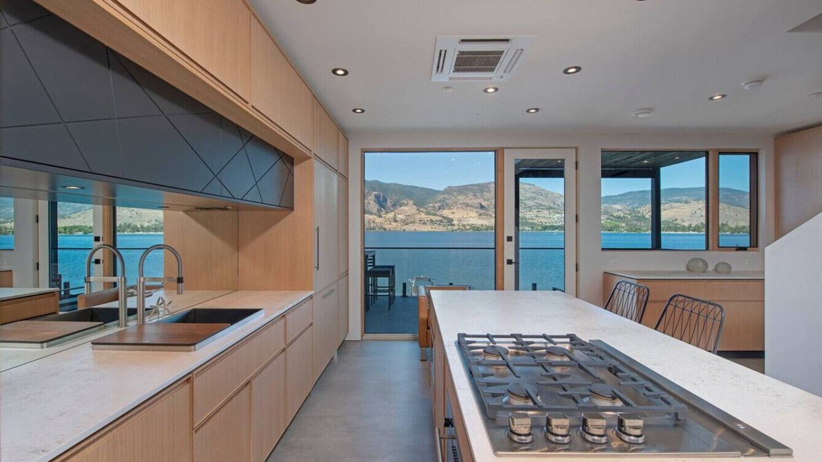 Okanagan-Similkameen House | Nest Luxury Modern Lake House