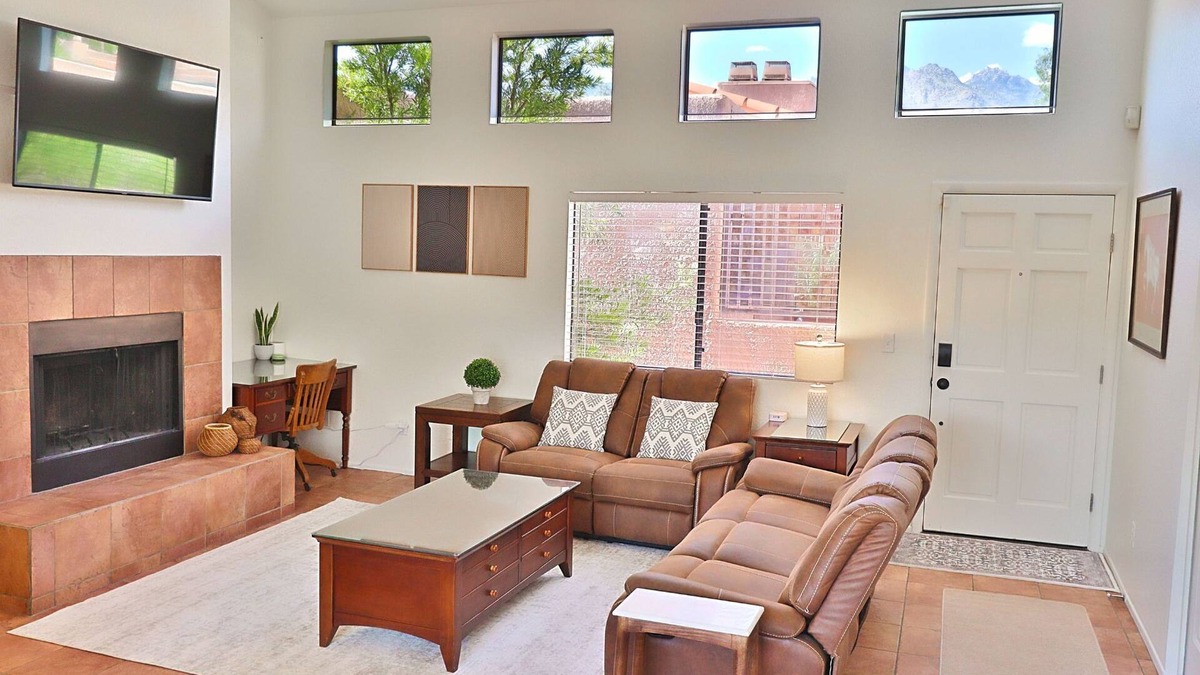 Tucson Condo | Nestled at the base of the majestic Catalina Mountains, Sabino Serenity is a warm and welcoming two-bedroom, two-bath condo that blends the tranquility of Asian design with cozy, artistic touches.