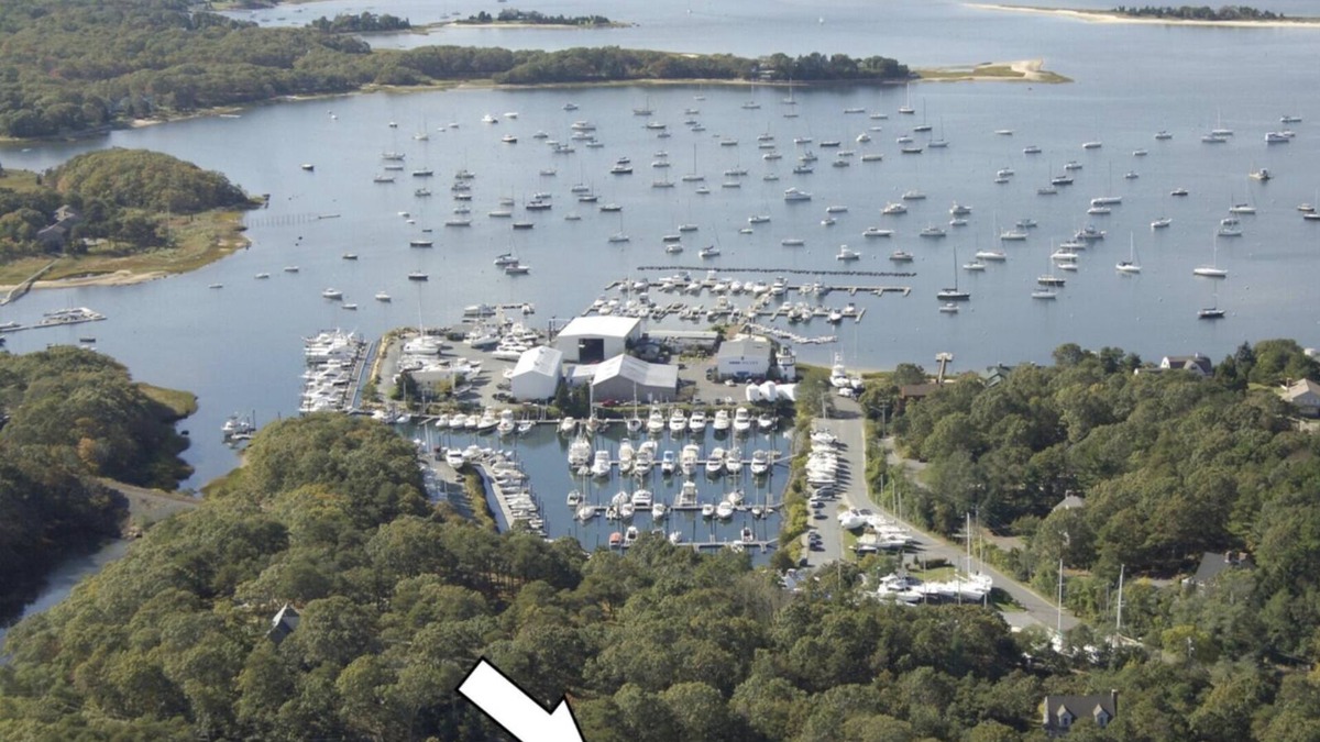 Pocasset Apartment | Nestled in Cataumet, One of the Cape’s Hidden Gems