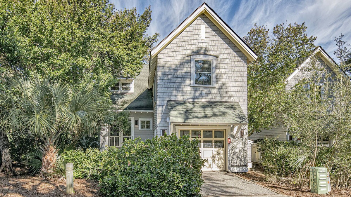Bald Head Island House | Nestled in Keepers Landing neighborhood at this cozy two bedroom home! Access to both clubs