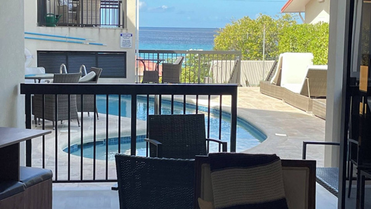 Fitts Village Apartment | Nestled in the heart of Fitts Village, Zinnia becons with the promise of a costa