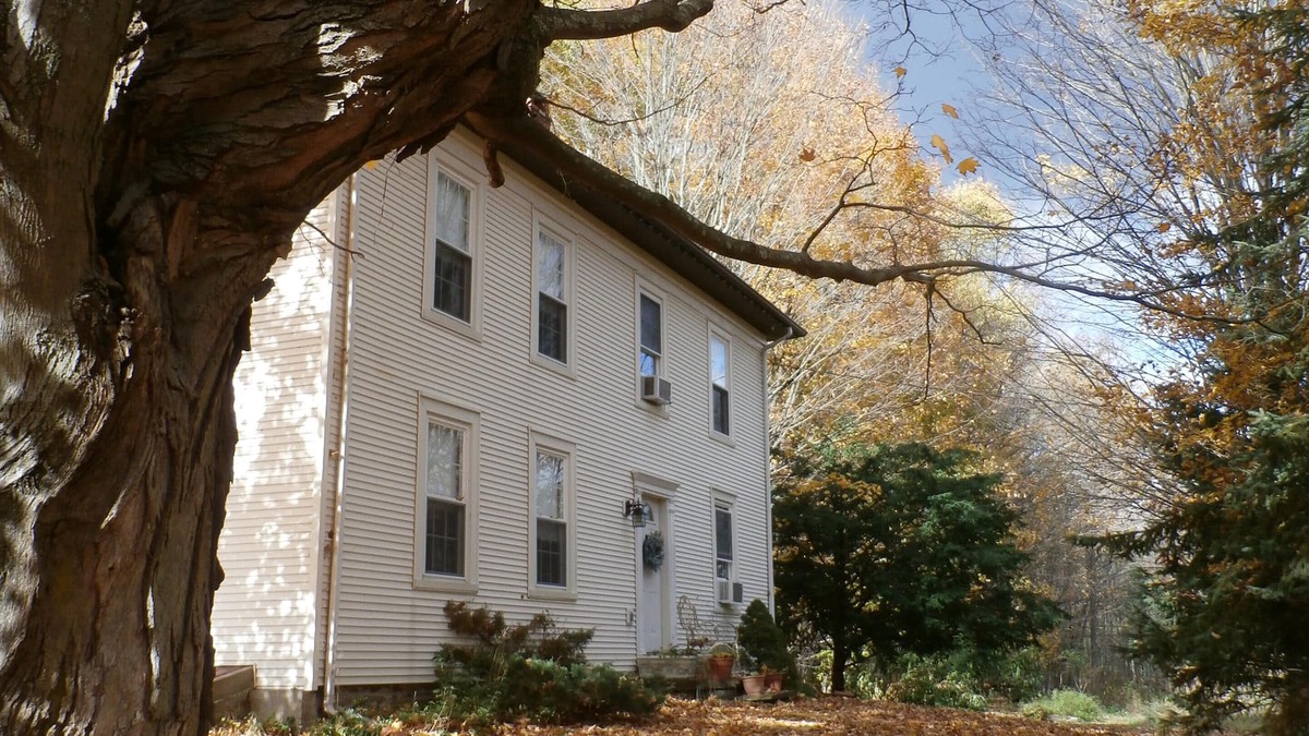 Wysox House | Nestled in the heart of the Endless Mountains of Northeast Pennsylvania