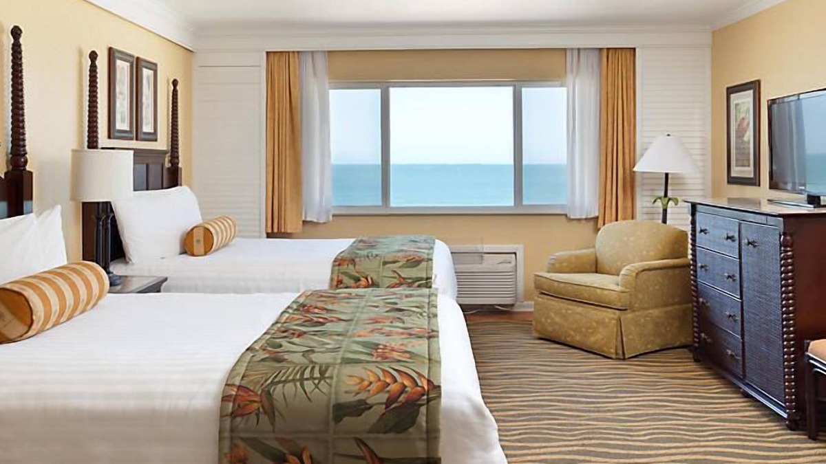 St. Pete Beach Resort | Nestled in the TradeWinds Island Grand Resort - St. Pete's Beach.