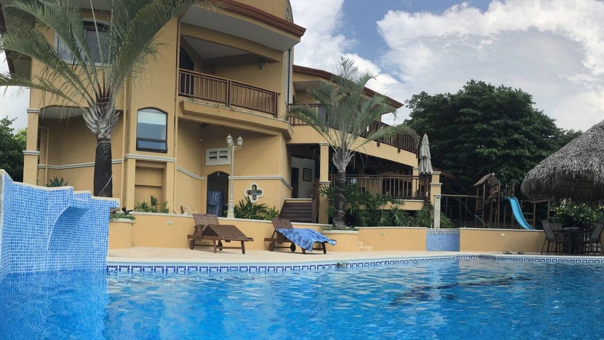 Esparza Villa | Nestled in the tropical rainforest with fabulous, unobstructed views!