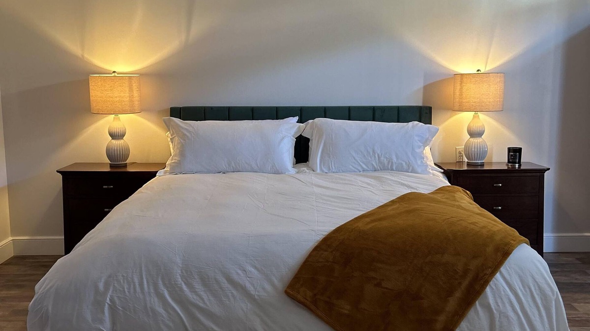 Union Apartment | Nestled Inn in the cute little town of Union WV