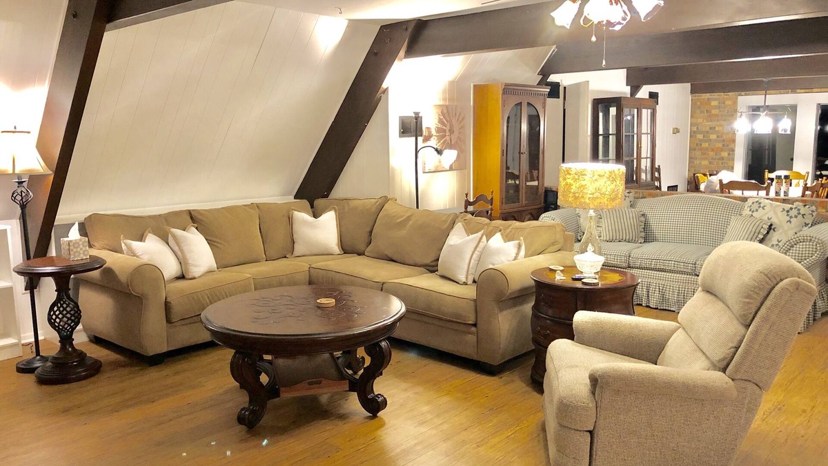 Muldoon House | Nestled into Fayette County is an A frame house in the country, Muldoon Get Away