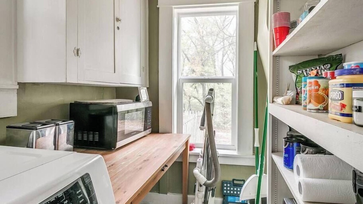 Guthrie House | Nestled Victorian Historic Area