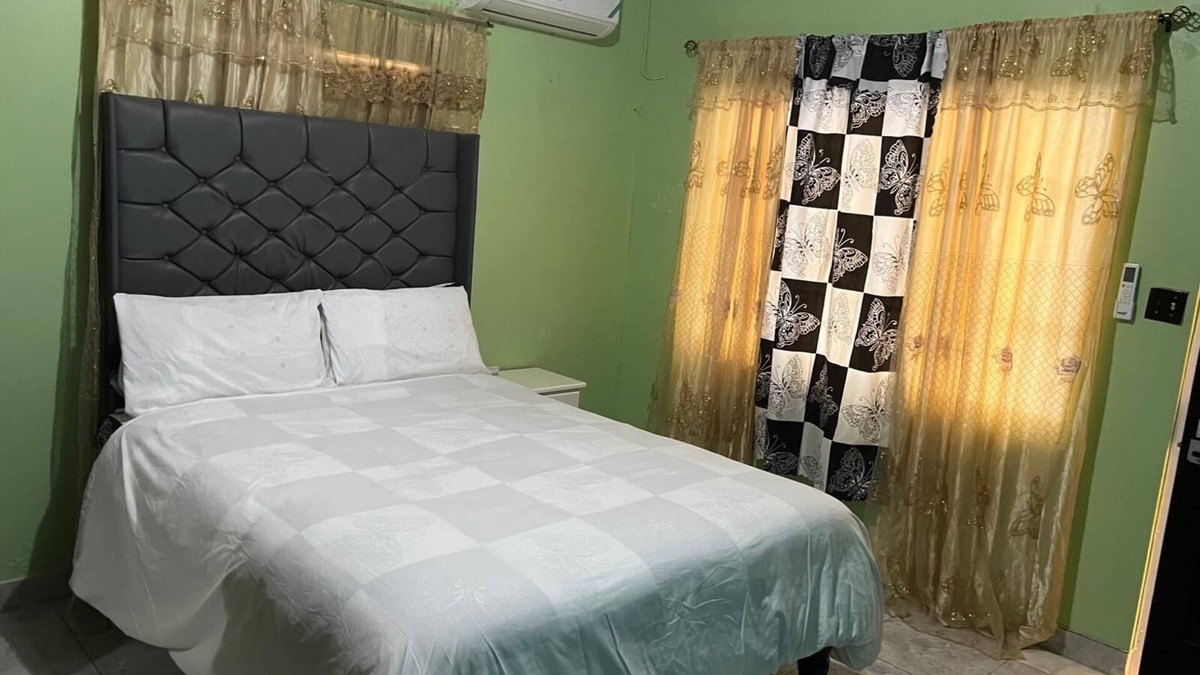 Patrick City Apartment | Netfa’s Cozy Gem, feel's like you are truly in Jamaica