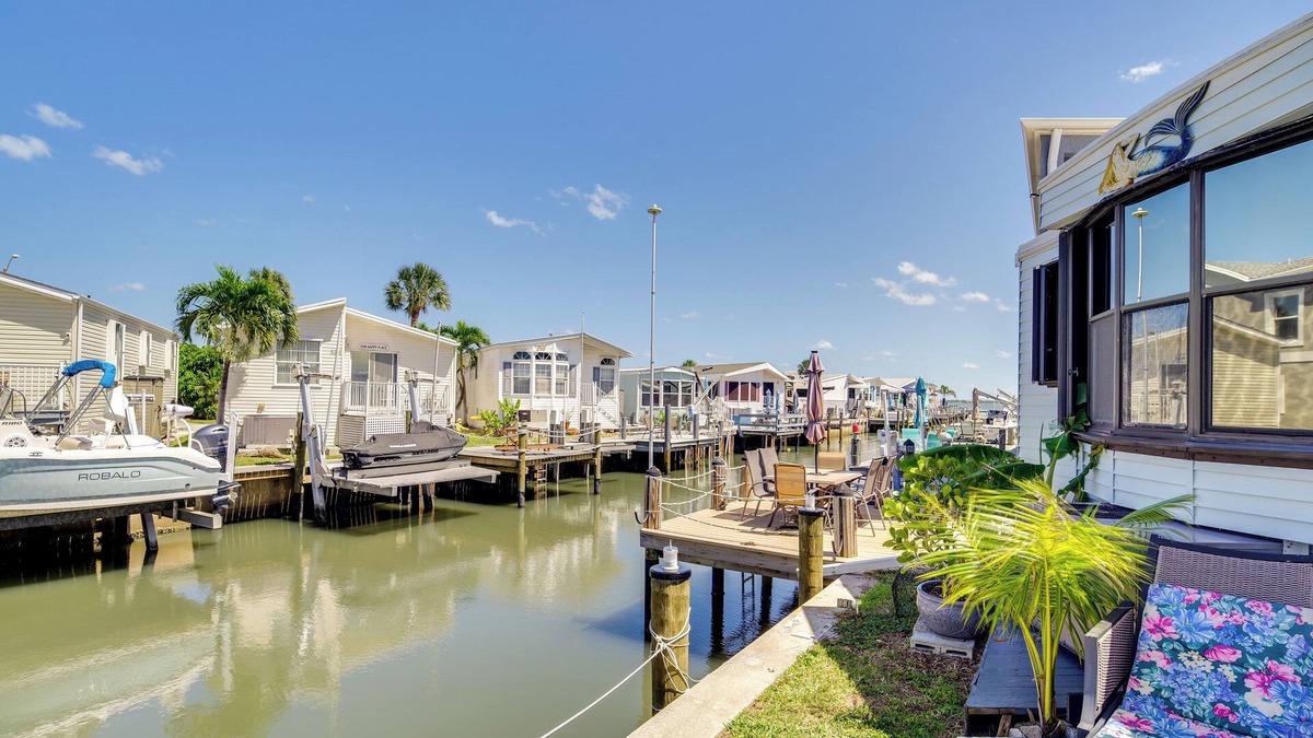 Nettles Island House | Nettles Island Vacation Rental w/Resort Amenities