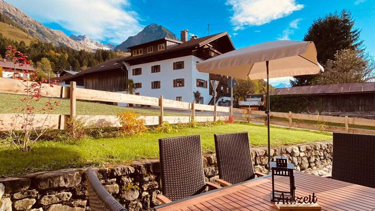 Oberstdorf Apartment | Neu Renovierte Ferienwohnung für Bergverliebte