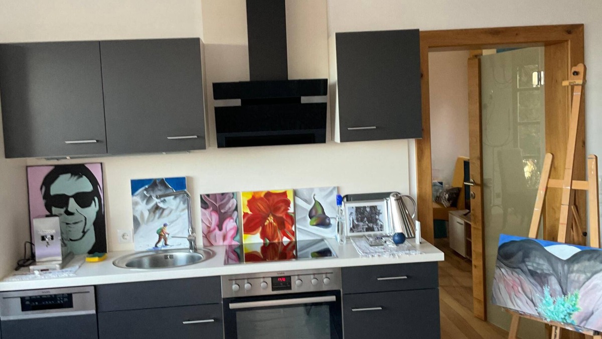 Walpersbach Apartment | Neu Renovierte Ferienwohnung 70qm
