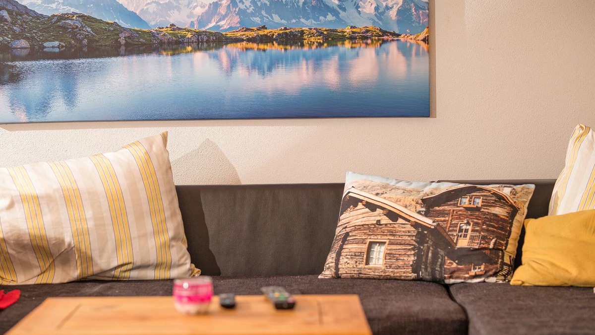 Lenggries Apartment | Neu Renovierte Ferienwohnung in Zentraler Ruhiger Lage