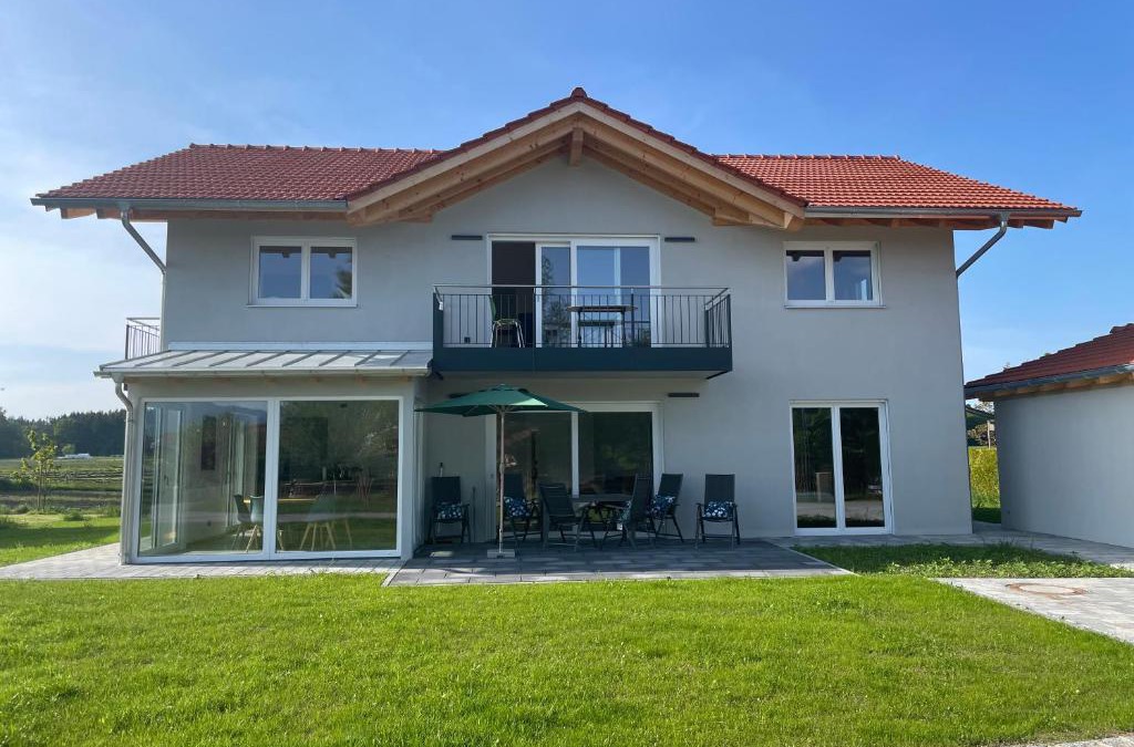 Breitbrunn a. Chiemsee Apartment | Neubau Grüner Wolpertinger Designwhg 106qm Barrierefrei