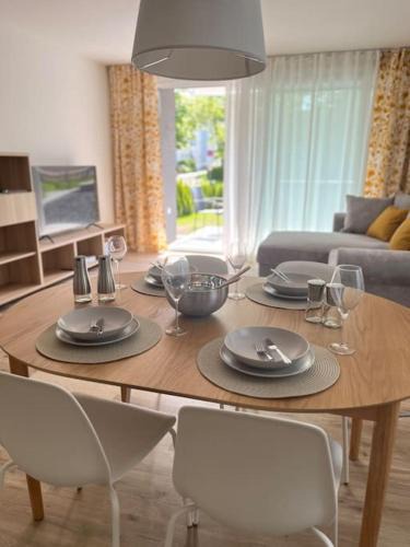 Sindelfingen Apartment | Neue Unterkunft mit Terrasse und TG-Stellplatz