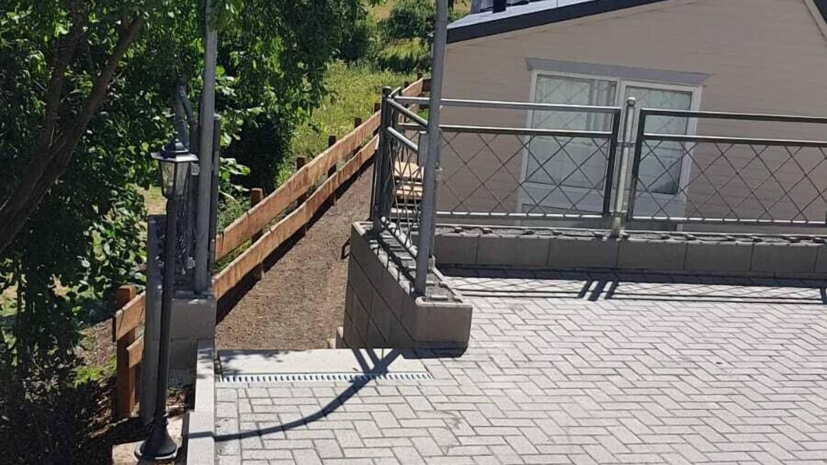 Kradenbach House | Neugebautes Challet, mit Terrasse, Grill & Sportaktivitäten, Nahe Daun Zentrum