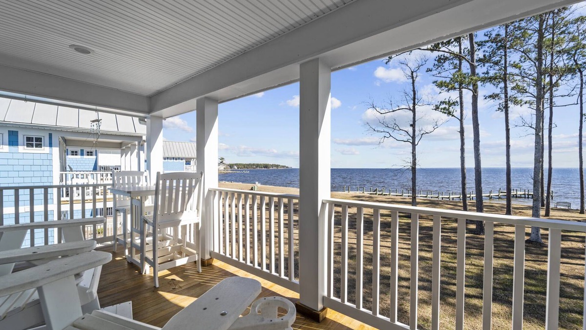 Minnesott Beach House | Neuse Village #6 - You'll want to stay forever