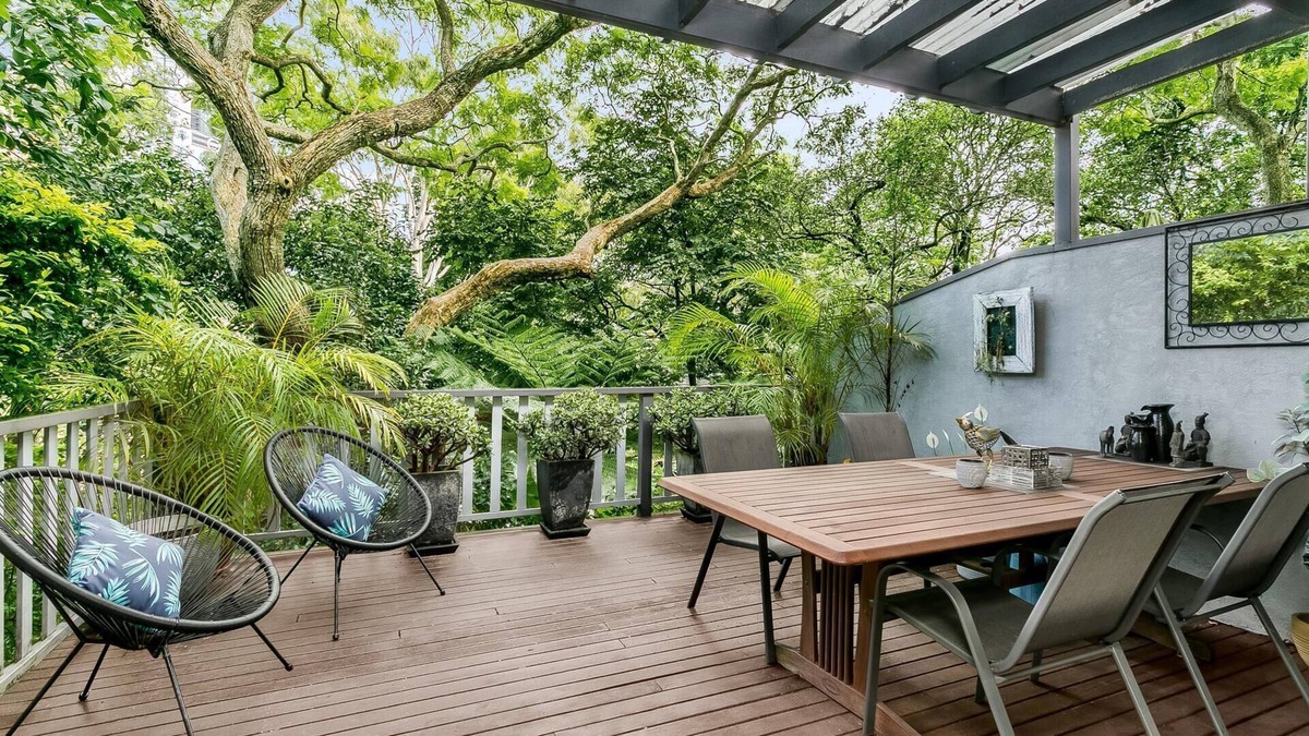 Neutral Bay Apartment | Neutral Bay- HOLDS Holdsworth Street - Stylish 2BR with Leafy Deck Modern Charm Near Neutral Bay Ferry
