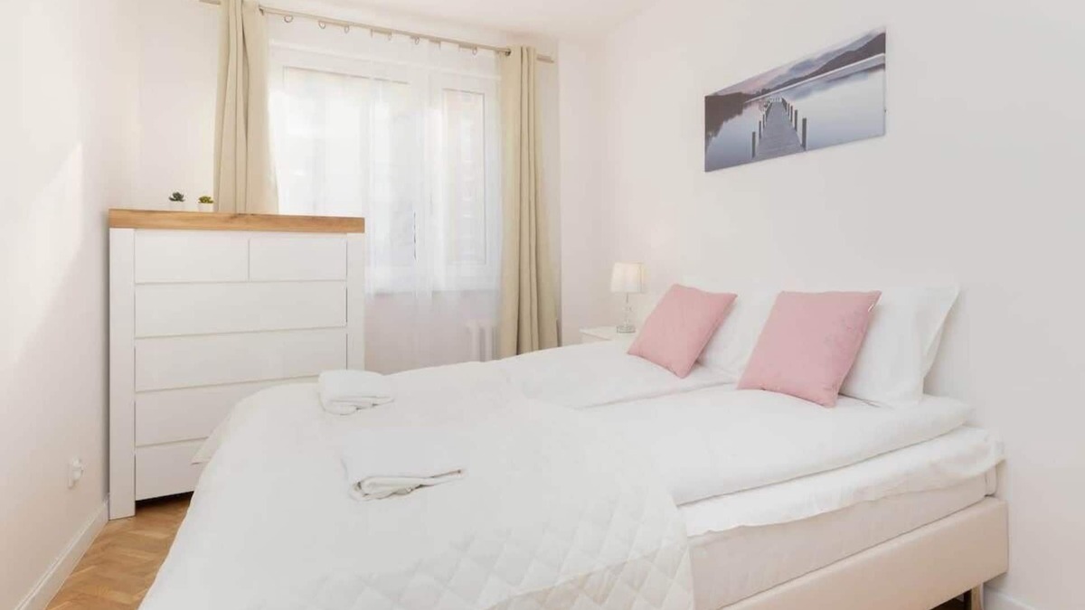 Przymorze Apartment | Nevada Bright | Apartment | Balcony | Gdańsk