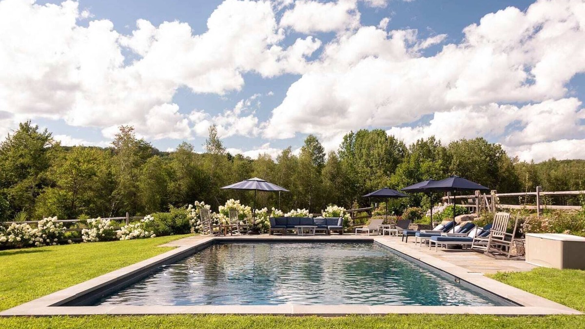 Parksville House | NEVERSINK RETREAT:Custom built house,15 acres,2 fireplaces,heated pool, orchard, creek, dog friendly