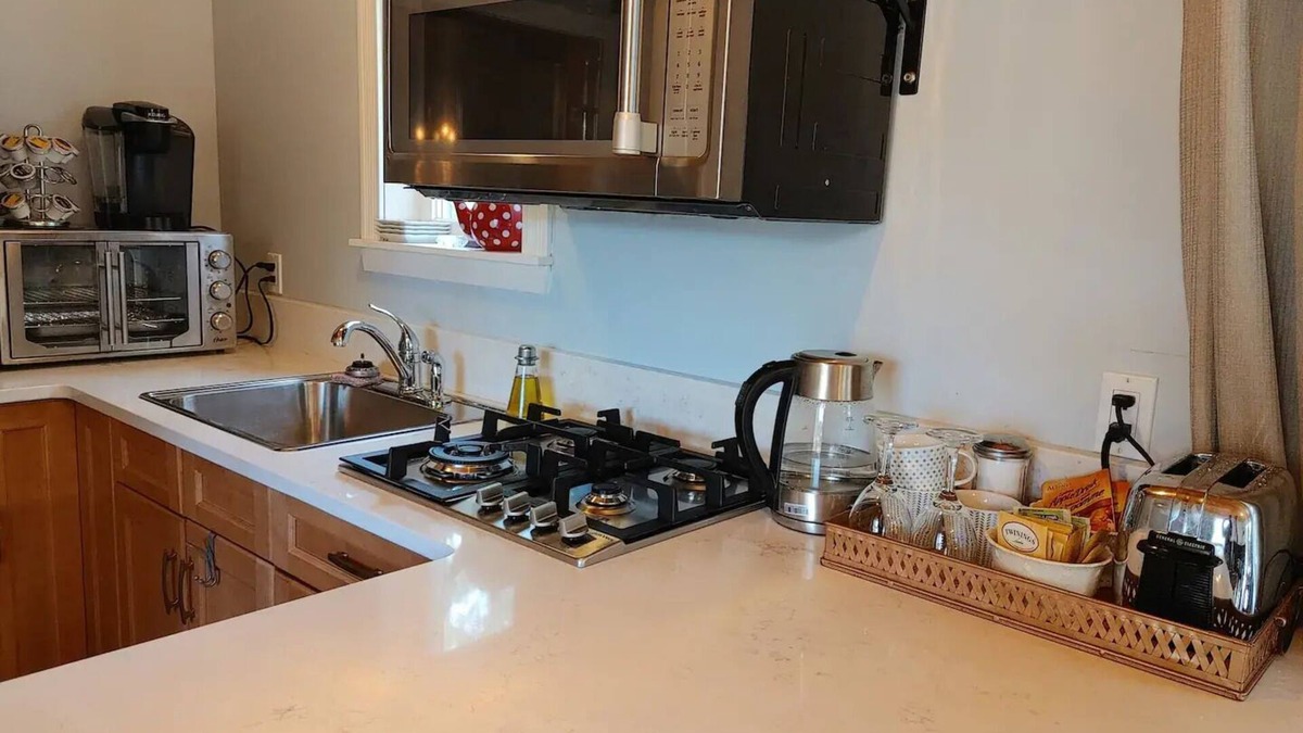 Courtenay Cabin | New 1 bed cabin on farm, close to Mt. Washingtonnn