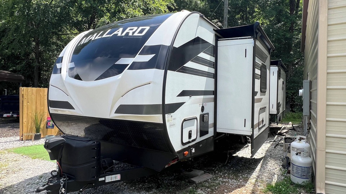 Lithonia House | New 1 Bed RV in Conyers on a Hydroponic Farm