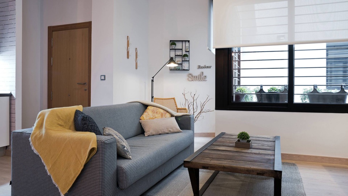 La Merced Apartment | New 1-Bedroom Apt in Downtown Malaga with FREE Parking & Rooftop Pool