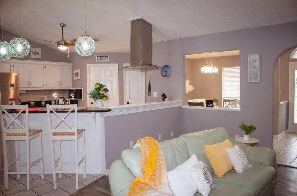 Navarre House | ~NEW~1 mins to Bay~8 Mins to Beach~Private Pool~Super relaxing beach theme