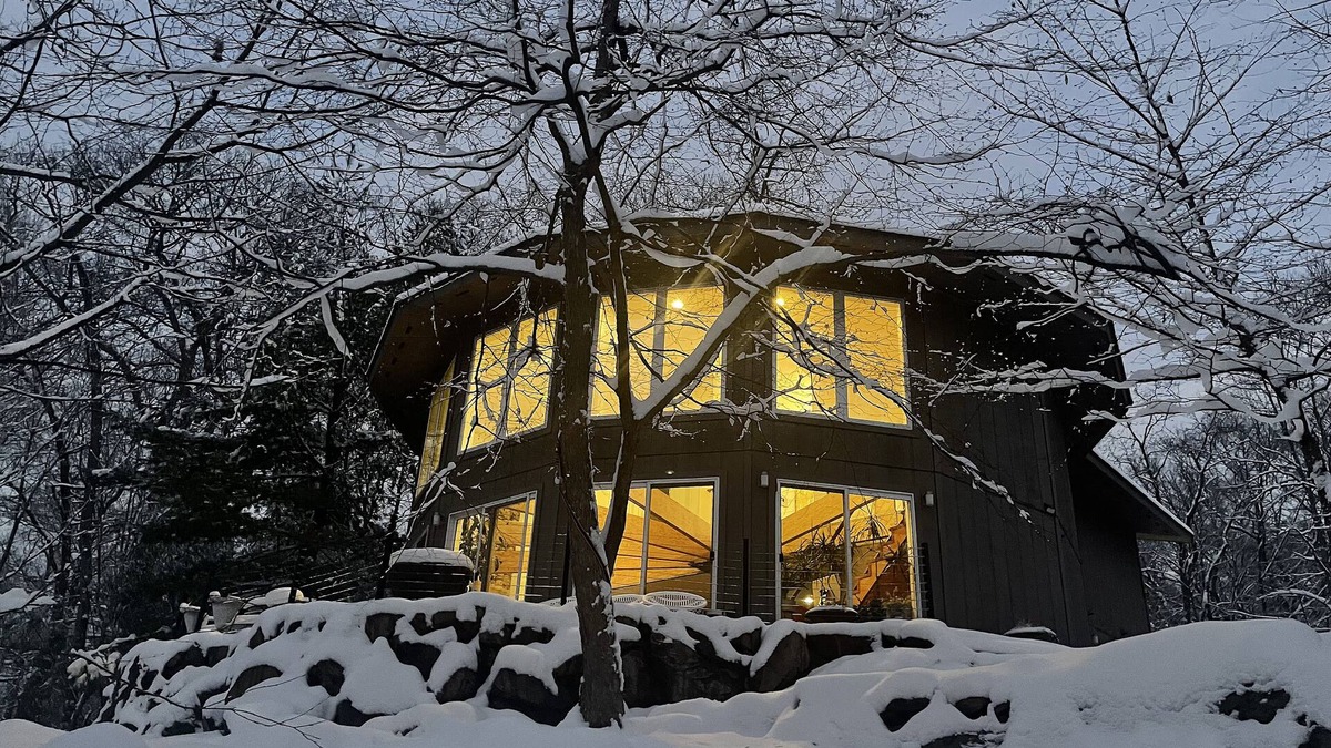 Walton Park House | NEW – 2 Side-by-Side Lake Homes Sleep 17 Pet Friendly 2 Private Docks -1 hr NYC