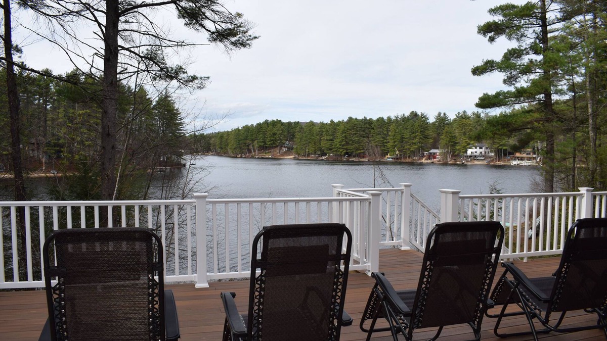 East Wakefield House | New, 2017, Beautiful Belleau Lakefront Home For A Large Family.