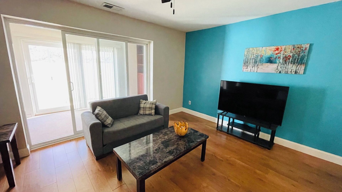 Elkins Park Apartment | New 2BR 2B Elkins Park