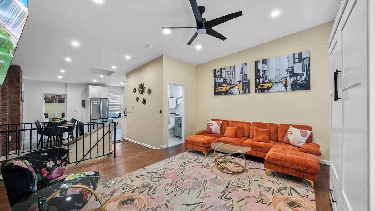 Hoboken Apartment | NEW 2BR/2Bath, 4Beds, 10 Min to NYC, Sleeps 6