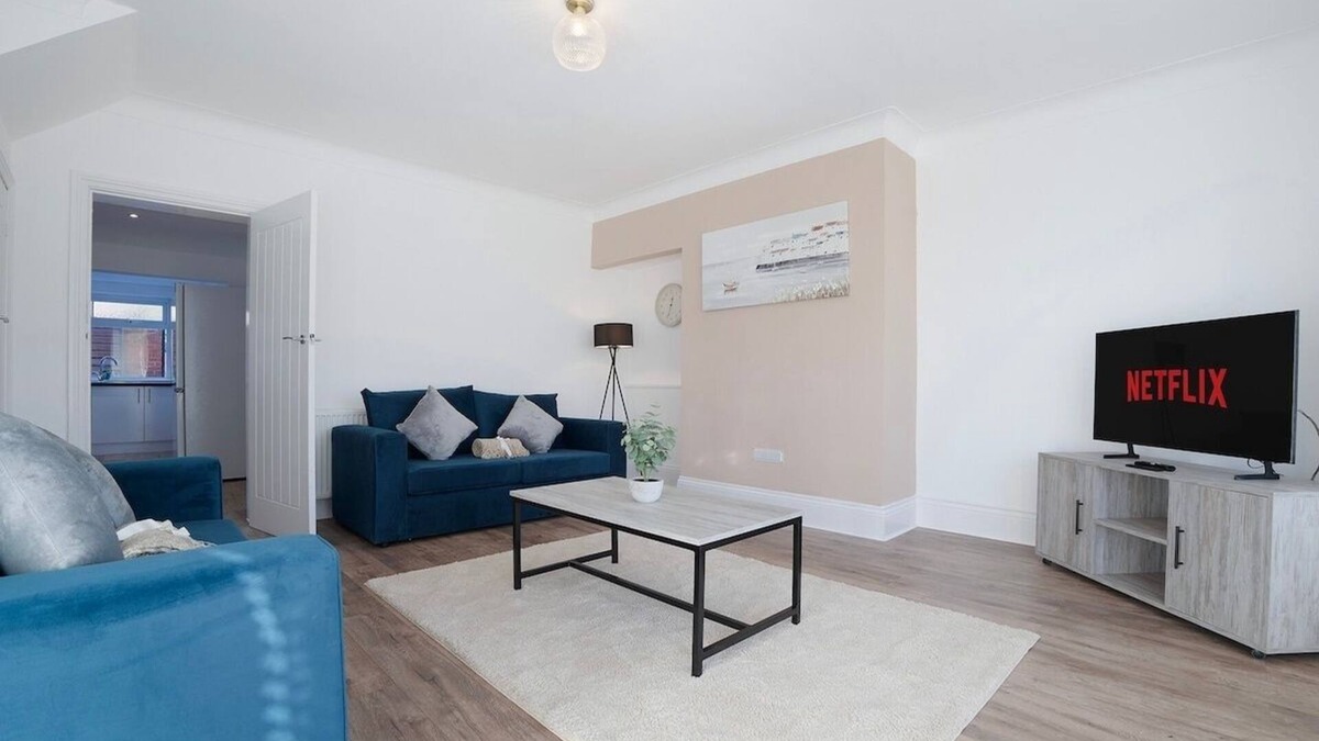 Ashington House | New 2BR in 53 Rowlington Terrace