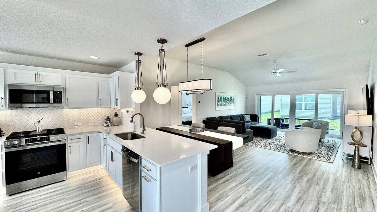 Sumter County House | New 3/2 w/Golf Cart in The Village of Waters Edge