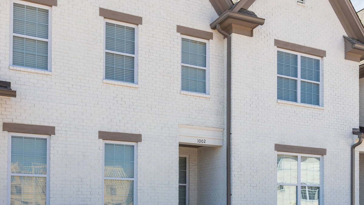 Oxford House | NEW 3 BDR Luxury Townhome in Oxford - 5 Minutes to the Square and the University