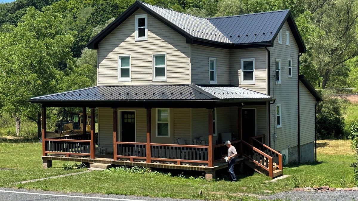 Duncansville Other | NEW! 3-bed farmhouse in Duncansville w AC, WiFi. Close to Blue Knob Ski Resort