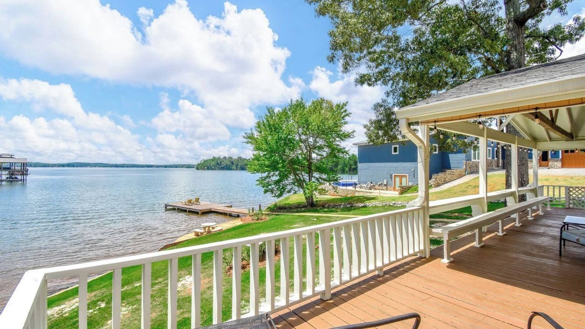 Dadeville House | NEW! 3 bedroom lakefront home with wheelchair accessibility, sleeps 8!
