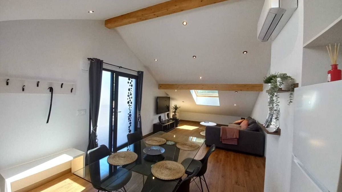 Mures Apartment | New 3* furnished apartment between lakes, mountains and Bauges.