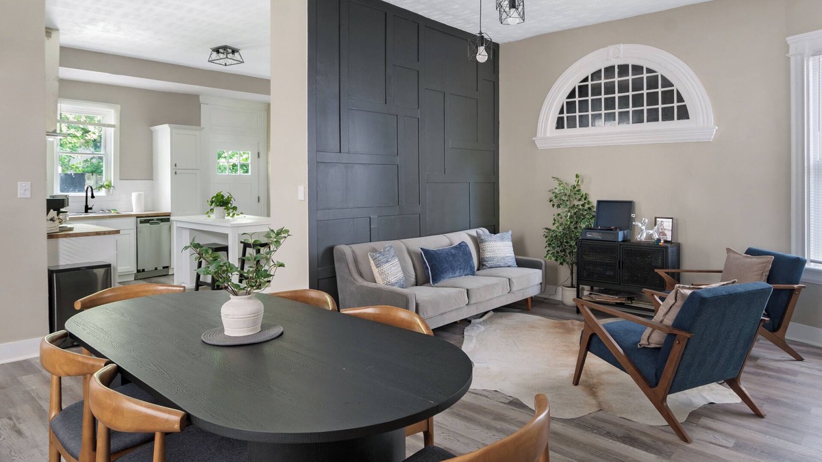 East Walnut HIlls House | NEW! 3-Story Gem, 6BR In the heart of Cincinnati!