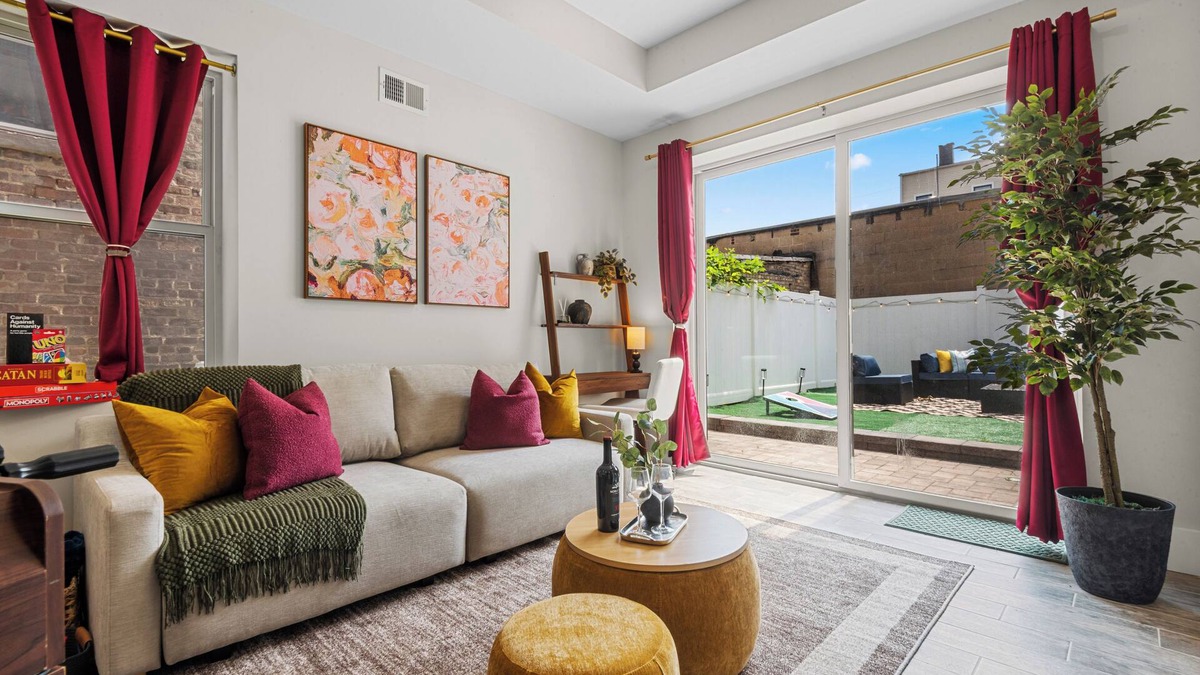 West Side House | NEW! 3BR/2.5 Bath/15min-NYC/5min-PATH Train, Yard, Gameroom, Parking- SLEEPS 12