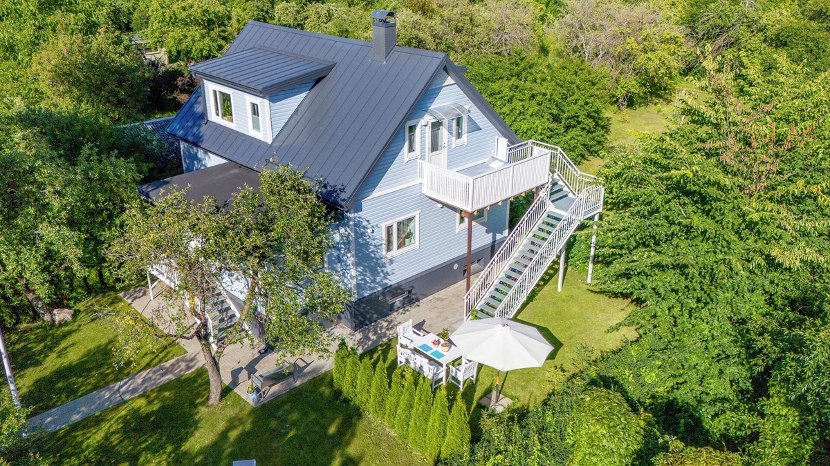 Kesklinn House | New 3BR family friendly home with huge garden&free parking