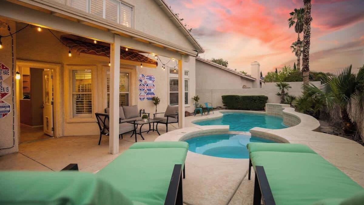 Green Valley House | ❤️New 4BR/3Ba with Pool, 9 miles to LV Strip!
