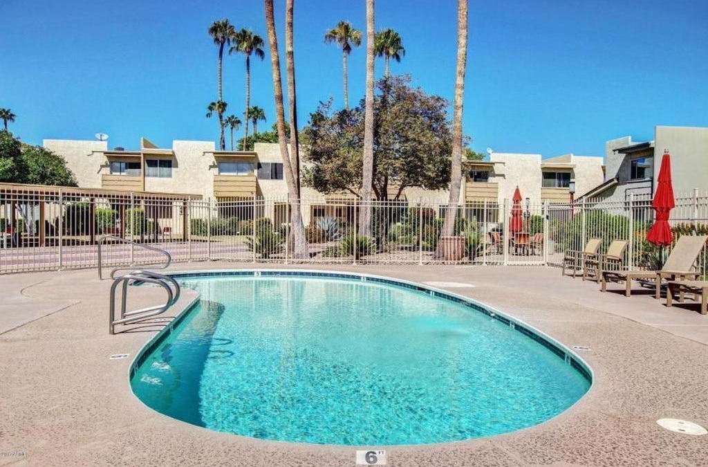 South Scottsdale House | New *5*STAR Listing! Poolside, Old Town Scottsdale Condo/TownHome